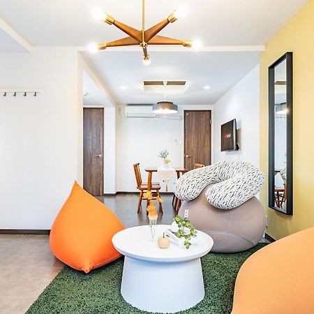 Bijou Suites Ten Οσάκα Εξωτερικό φωτογραφία
